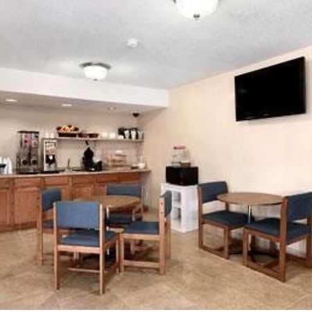 American Best Value Inn Лоренс Екстер'єр фото