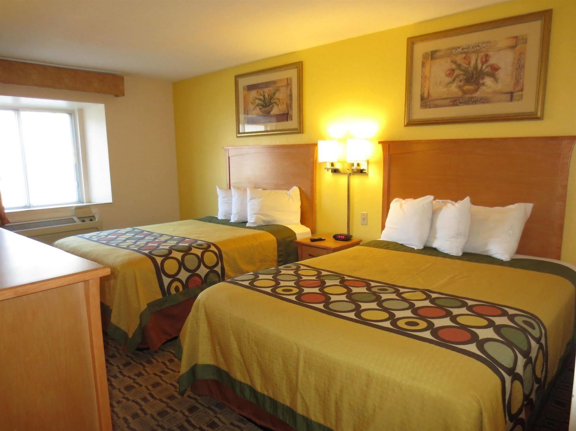 American Best Value Inn Лоренс Екстер'єр фото